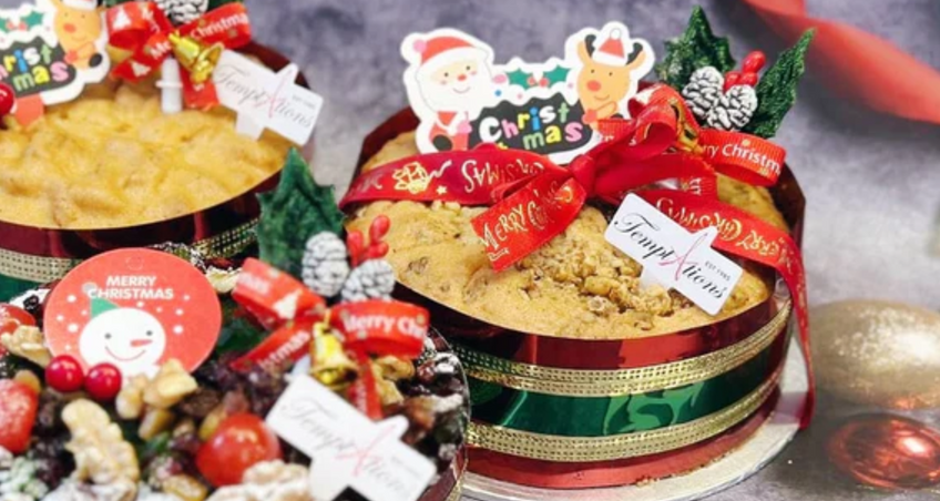 Fruity Christmas Cakes: Temptations Cakes Holiday Treats