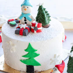 7 Fantastic Christmas Treats Guaranteed to Put You In a Festive Mood