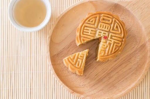 Traditional Longevity Cakes for Chinese New Year Celebrations