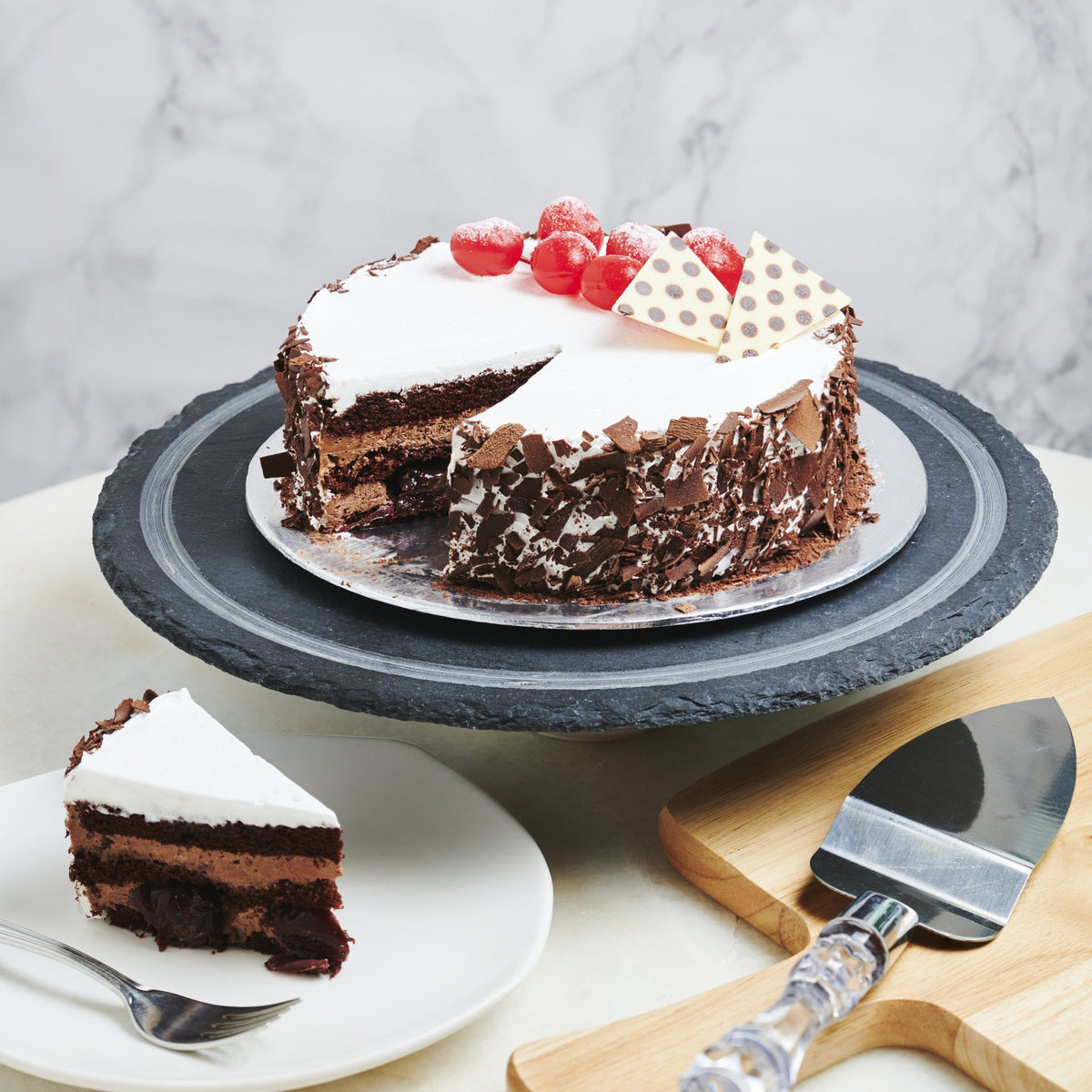 Black Forest Cake Singapore– Temptations Cakes Delivery