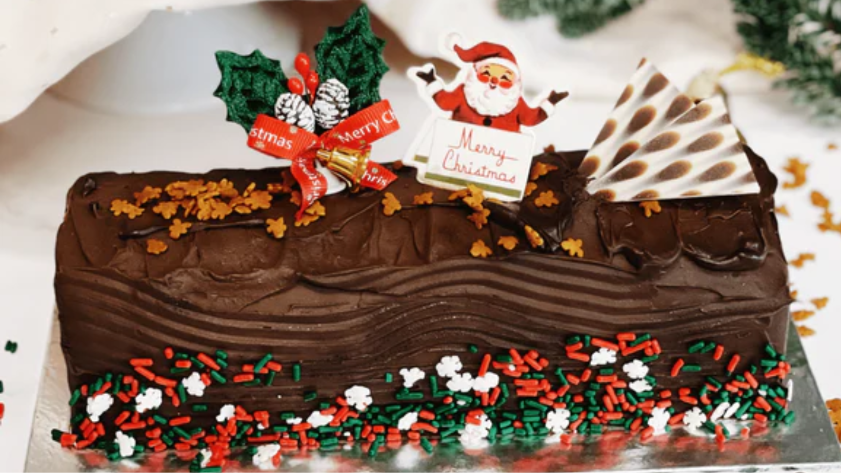 Tasty Treats for Special Season: Christmas Cakes from Temptations Cakes