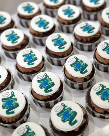How to Personalise a Corporate Cake for Any Business Occasion