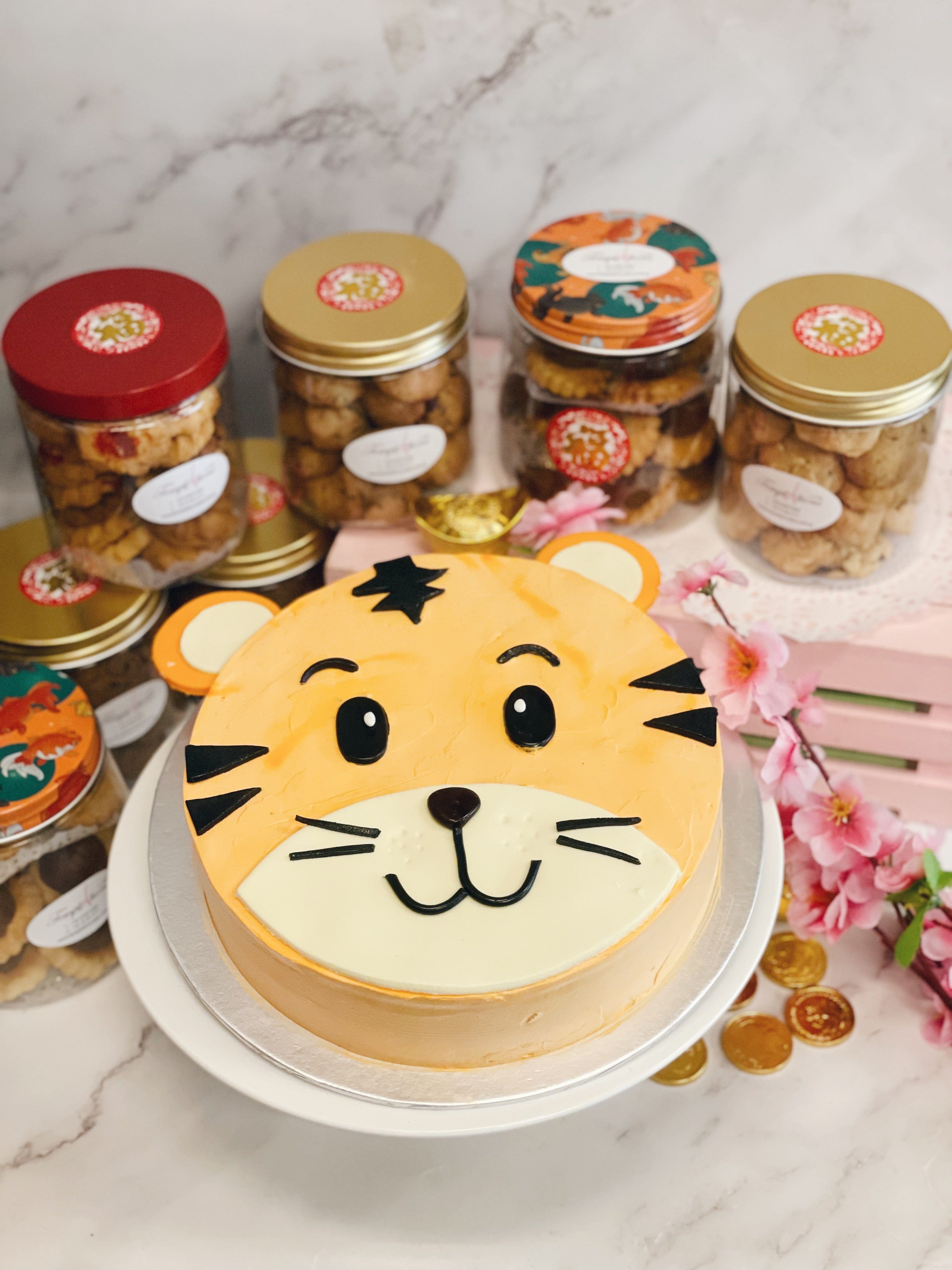 Signature Chocolate Mousse Etoile (Animal Designs)